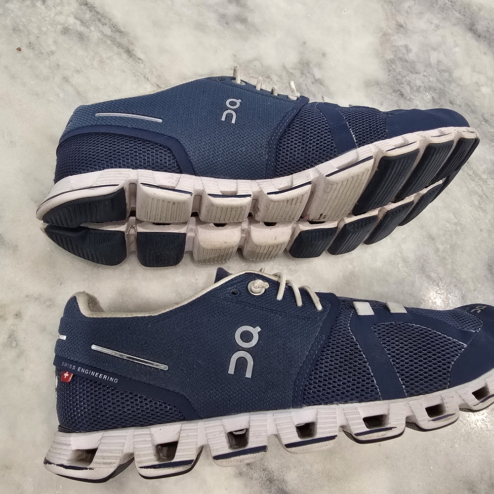 On Running On Cloud's Women's Blue Athletic Shoes